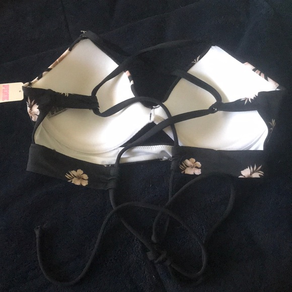 Victoria’s Secret bikini top ~ NWTs - Picture 3 of 3